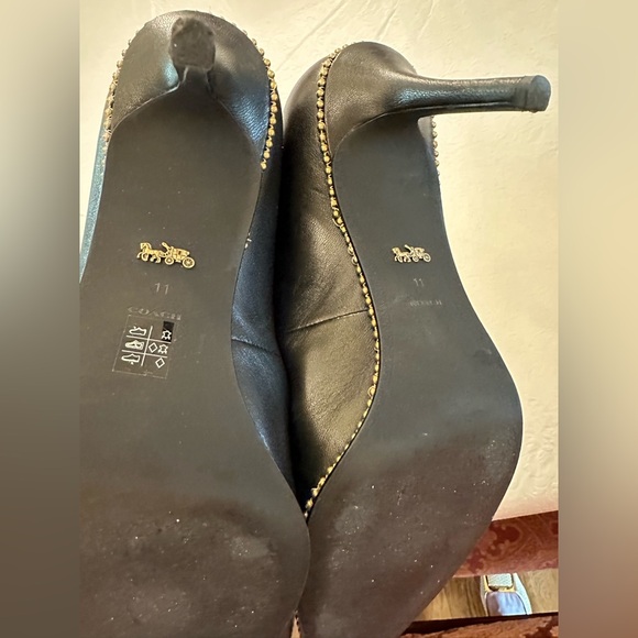 Coach Waverly Black Heels - Picture 5 of 6
